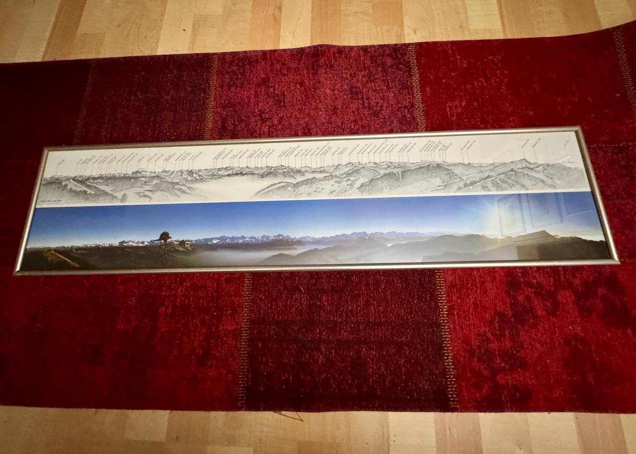 Mountain Panorama of the Zug Massif – Drawn Peak Map and Photography, 1984 — Vorderseite