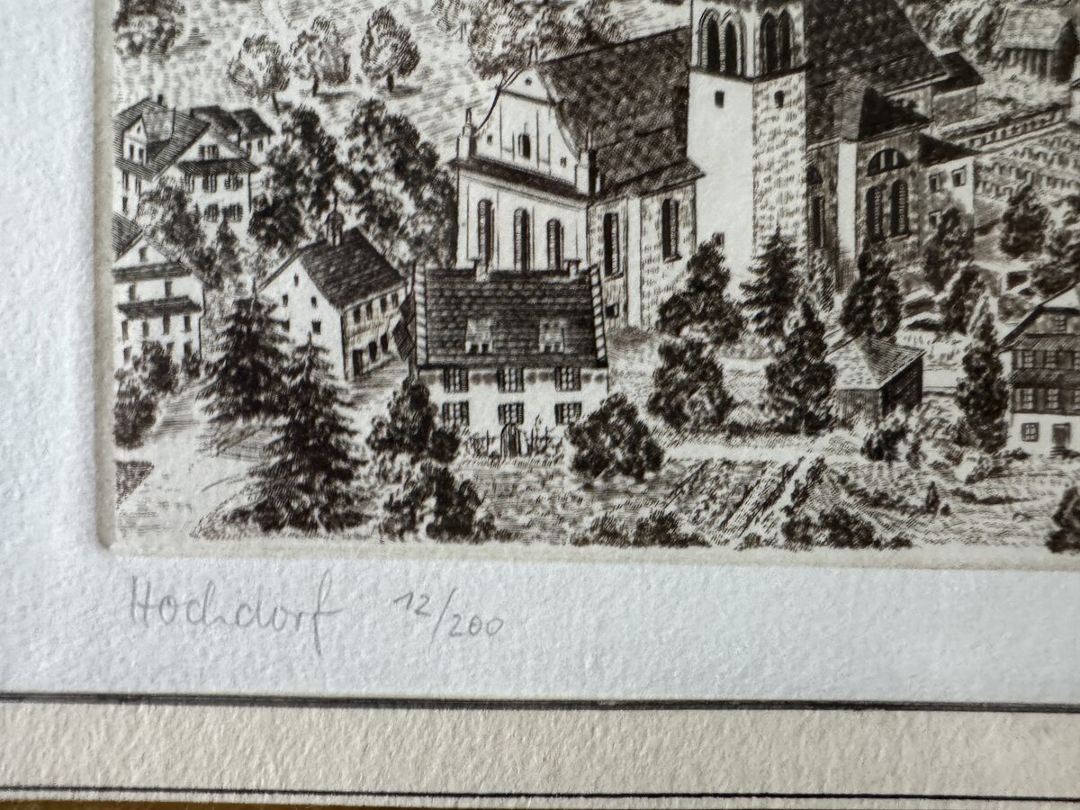 Hochdorf – Dorfansicht mit Pfarrkirche St. Martin, signierte Original-Radierung von Bader — Inschrift
