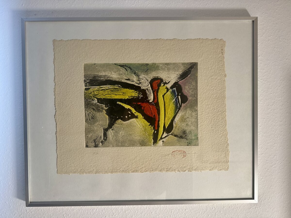 Abstract Composition with Red and Yellow Forms – Colour Collograph on Handmade Paper, Signed and Numbered 9/60 — Vorderseite