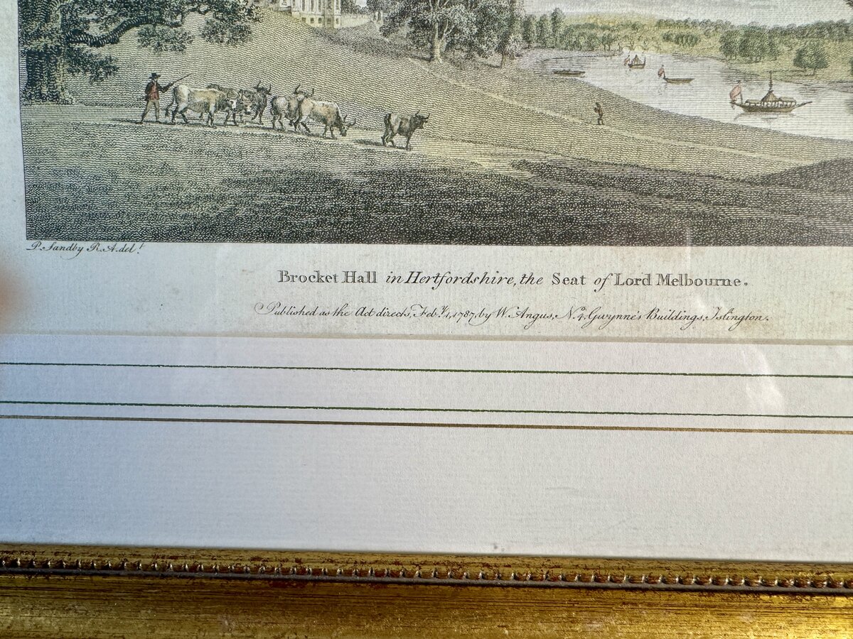 Brocket Hall in Hertfordshire, Landsitz von Lord Melbourne – kolorierter Kupferstich nach Paul Sandby, 1787 — Inschrift
